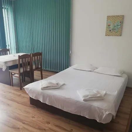 Azur Stil Lägenhet *
